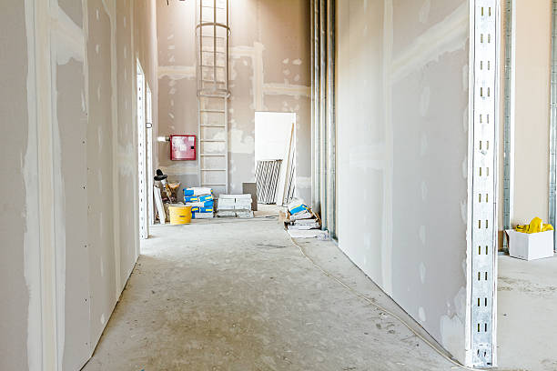 Best Water-Damaged Drywall Repair  in Saratoga, CA